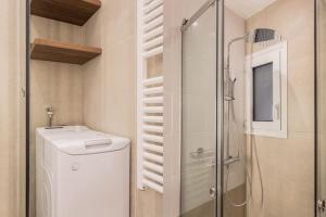 Petite 1BR Apartment in Exarchia by UPSTREET