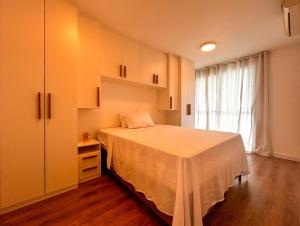 Apto c vista p o mar e lagoa na Barra da Tijuca RJ