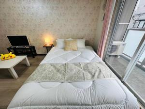 202 黒門市場1分!道頓堀まで徒歩8分!心斎橋まで徒歩9分!