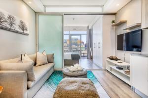 Backup-Powered Balcony Apartment