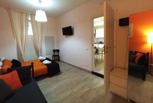 Rainbow Vatican home img30