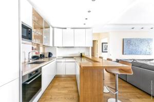 Muette - Spontini 1bdr by BYour Home