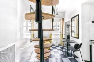 Studio Colisee - Champs Elysees by BYour Home