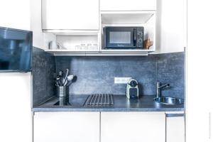 Studio Mac Mahon - Champs Elysees by BYour Home