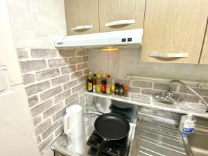 2 rooms-2mins to MRT,15mins to Hongdae