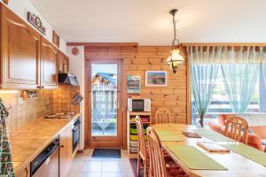 Baccara E4 - 4 pers - centre station