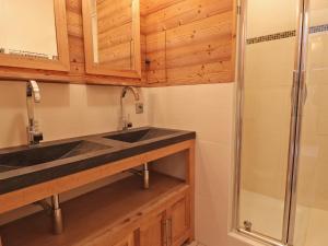 Charmant 3 pièces proche des pistes, animaux admis - FR-1-182-199