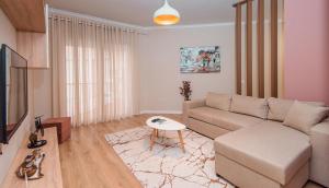 Loris Apartaments 205