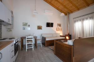 Fyllenia Country Home, Aridaia, Pozar Baths