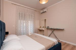 Loris Apartaments 206