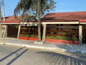 Ampla casa em condomínio a 300mt da praia - Portogalo