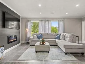 Beautiful 3 Bedroom Home - Welsh