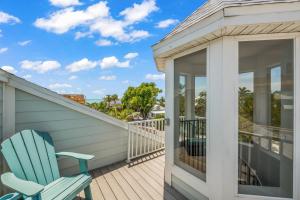 A Charming Beach Cottage on Elm