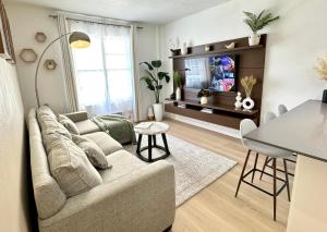 High-End remodeled apartment, On the Beach