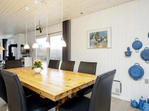 6 person holiday home in Løkken-By Traum