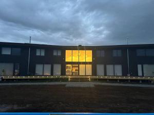 Casa nueva en country pucon con piscina y quincho compartido con casa gemela