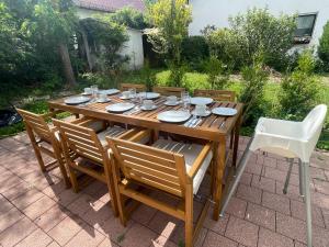 Grand Suite - Perfekt für 6! BBQ WLAN Parken Messe