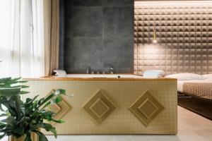 Porta D'Oro Charming House II & Spa img12