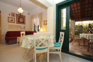 Apartments by the sea Artatore, Losinj - 8091