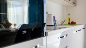 Apartments with a parking space Malinska, Krk - 21768