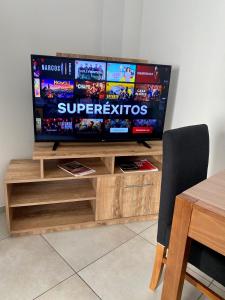 Loano I - Confort Moderno en Primer Piso con acceso por escalera!