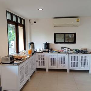 The Guest Hotel & Hostel