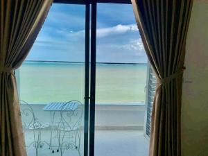 Song Suoi Quy Nhon Beachfront Apartment