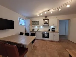 Pension Chen - Griesstätt