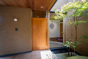 隠れ家アートヴィラ Villa Revolla