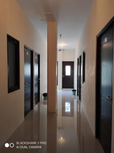 Phòng Hạng Tiết kiệm Cho 4 Người (Economy Quadruple Room)