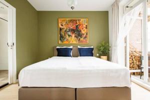 Luxury apartment within 30 meters of the harbour Scheveningen