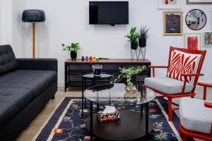 The Corner Luxe Apartment