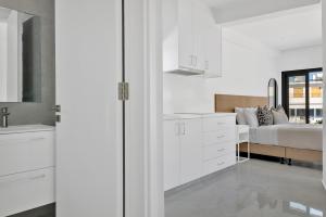 Phaedrus Living Alkminis Seaside Suites Playa