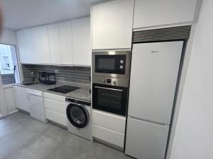 Llanes Suite VUT-6201-AS