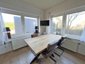 Deichblick 4 in Norddeich- Urlaub und Erholung am Strand