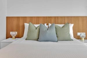 Phaedrus Living Alkminis Seaview Suites Litore