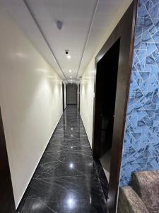 HOTEL GOLDEN VIEW