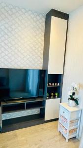 The base Central Pattaya 2 bed 2 bath by Numam