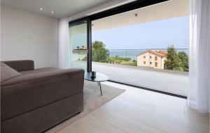 Nice Apartment In Malinska With Wi-Fi 
