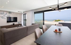 Nice Apartment In Malinska With Wi-Fi 