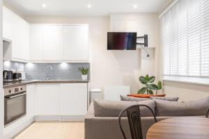 Quaint Homes in Chelsea