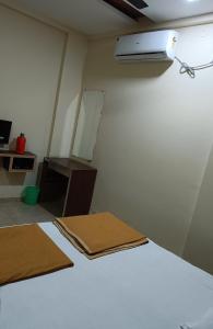 Samraj Lodge