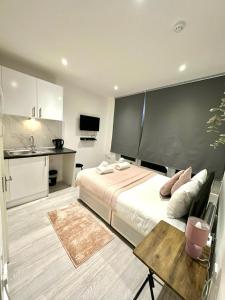 Kent House Suites - SE26