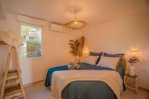 Logement vue mer splendide - situé à 30 mètres du bord de mer et 2 minutes des plages - Bienvenue à "Bandolina"