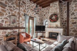 Parnassus Woodstone Chalets- N1- N2- N3