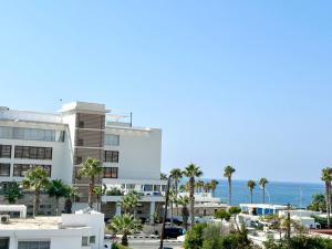 SUN JULZ Apartments on the Beach