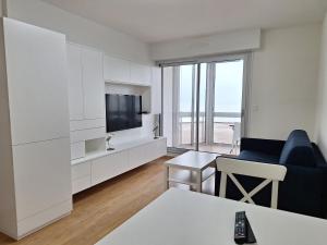 Appartement fonctionnel, vue imprenable mer
