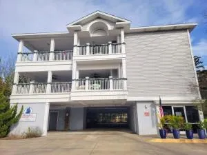 Beaufort Harbour Suites and Lodges - Steep Pines Fork