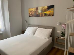 Belltower Elegans Guest House