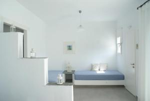 Petra & Fos Studios and Rooms Sifnos Greece